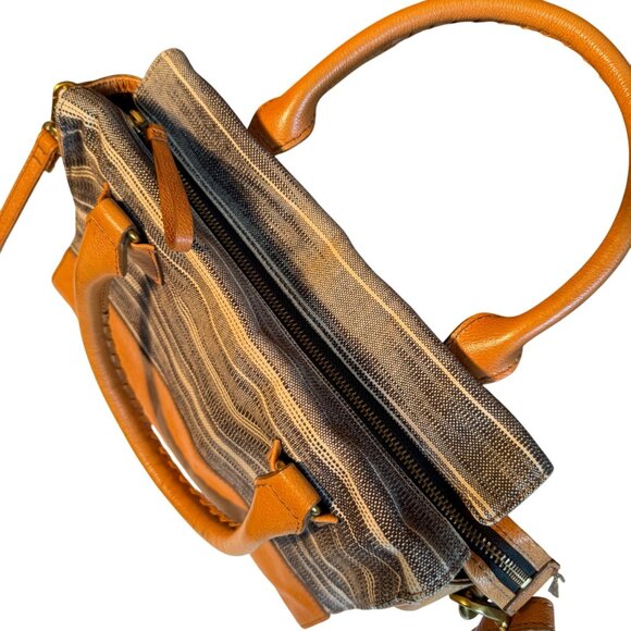 Fossil Striped Canvas & Leather Crossbody/Handbag With Adjustable Strap - Picture 16 of 16